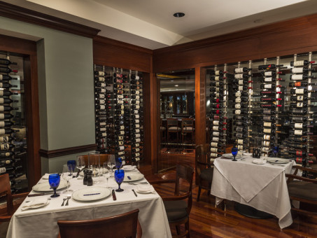 The Florida room at seagar's prime steaks & seafood